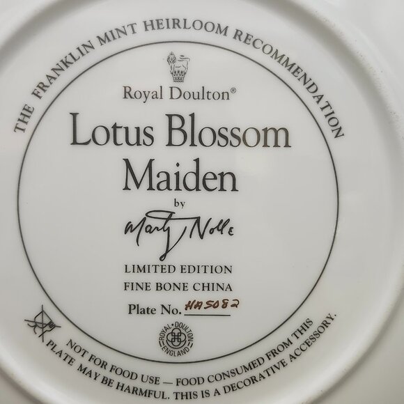 Lotus Blossom Maiden Franklin Mint Royal Doulton Bone China Plate Gold HA5082 - Picture 4 of 5